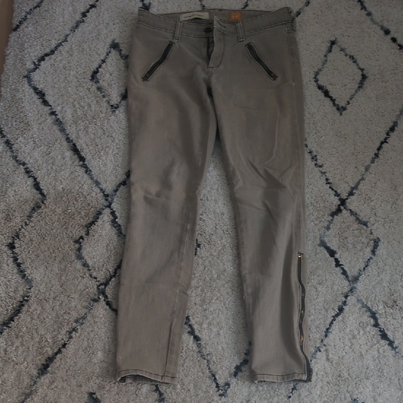 Stylish Tan Skinny Pants with Zipper Accents - Picture 3 of 11